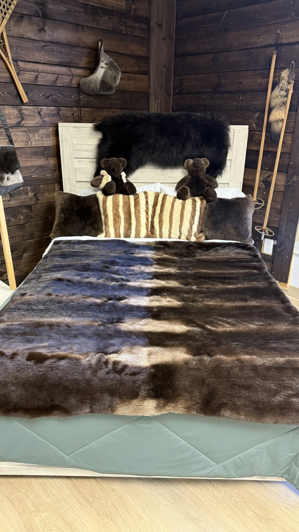 Otter Fur Throw Blanket