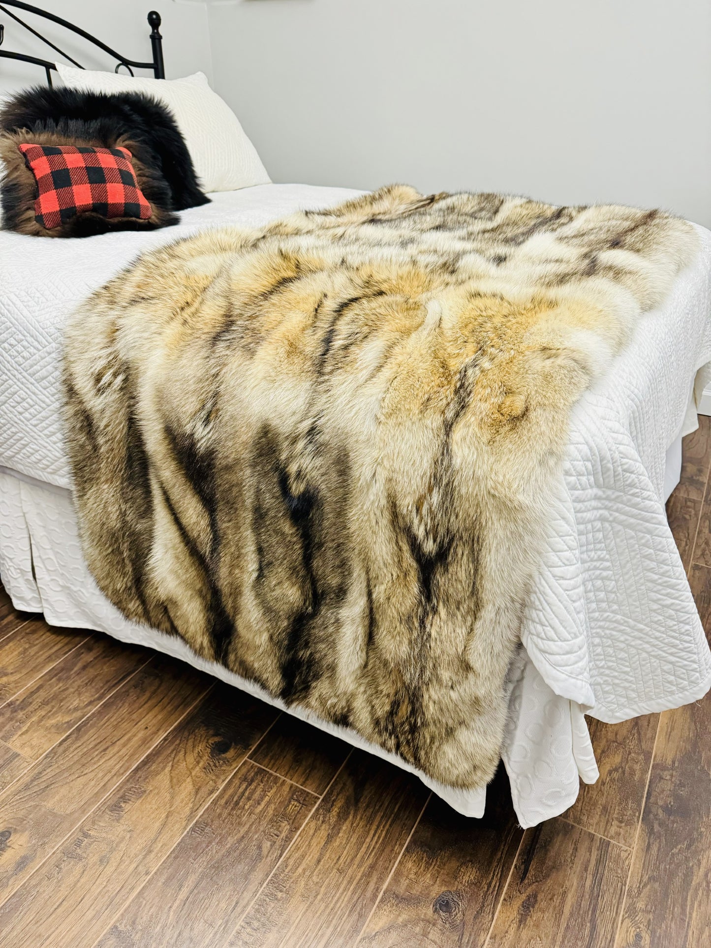 Coyote Fur Throw (36" X 60")