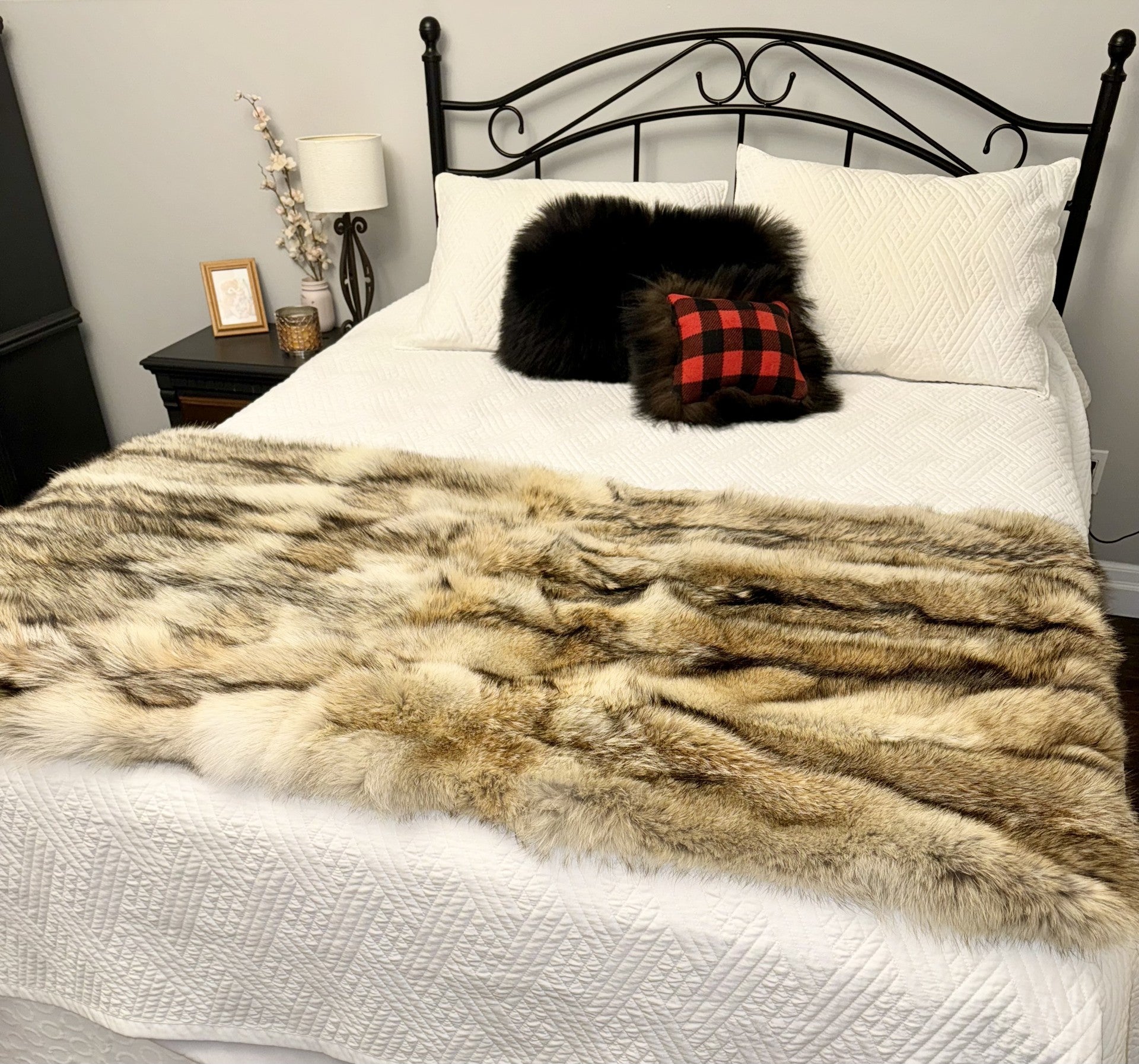 Coyote Fur Throw (36" X 60")