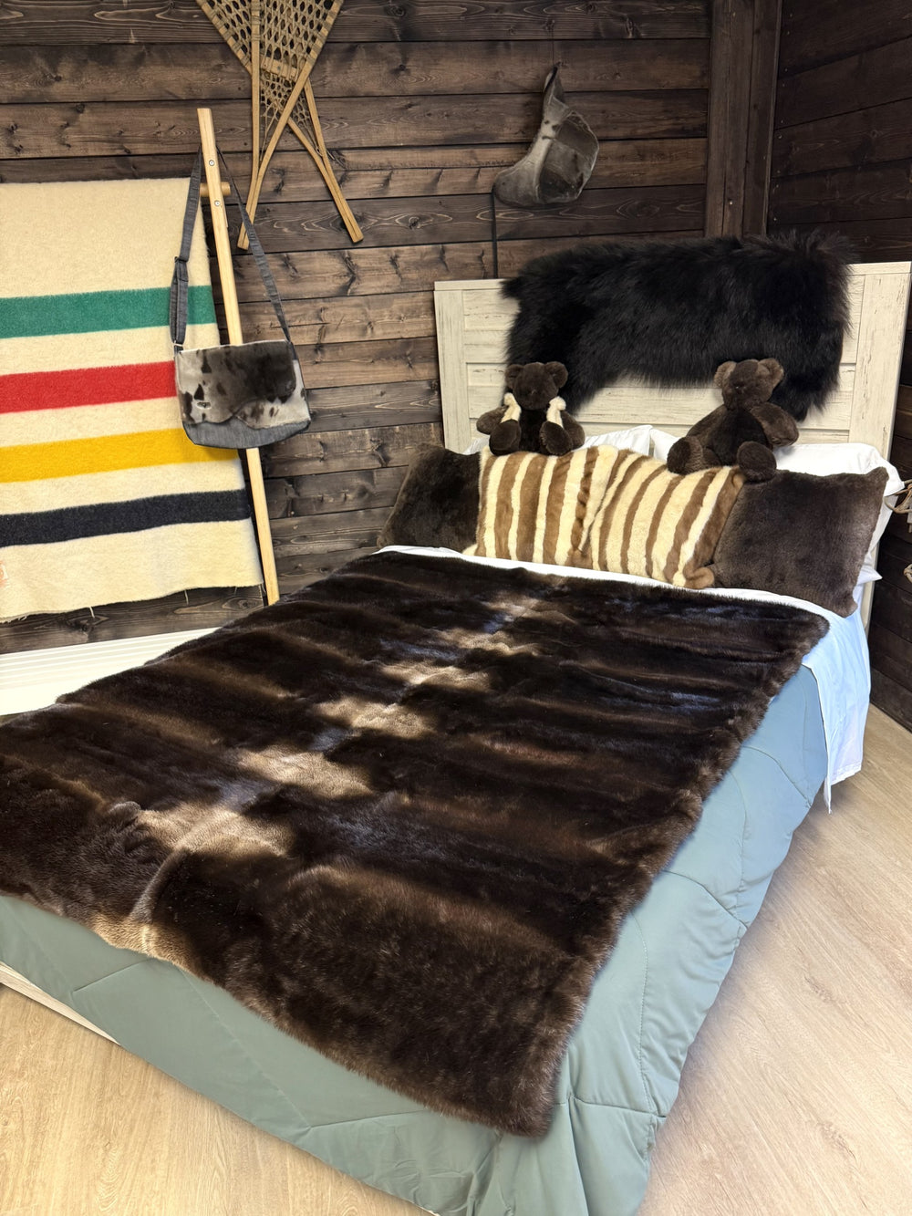 Otter Fur Throw Blanket